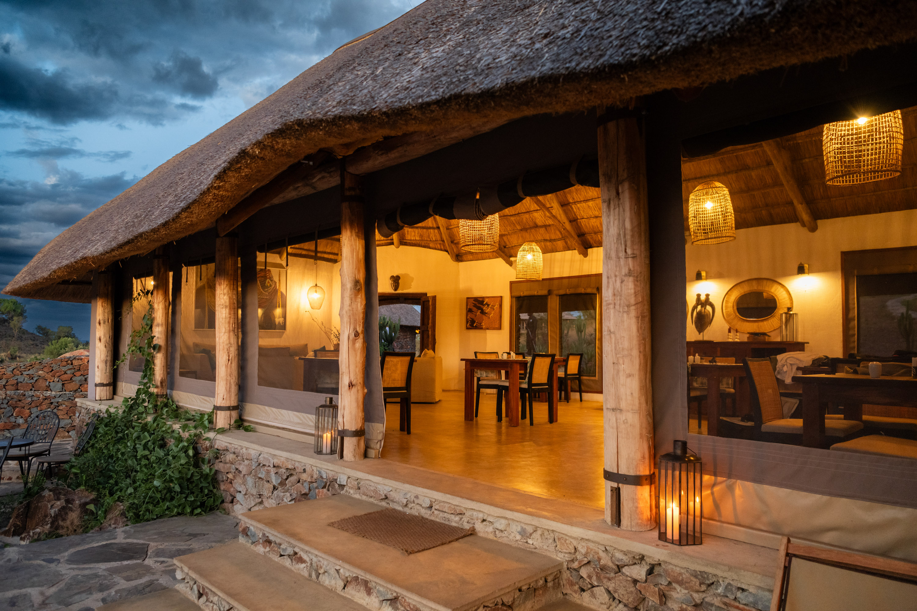 Ikoma Hills thumbnail 5